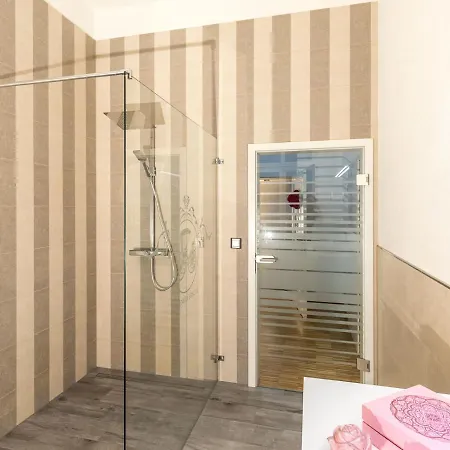 Séjour chez l'habitant Schwarzwaldzimmer & Schwarzwald Design Rottweil