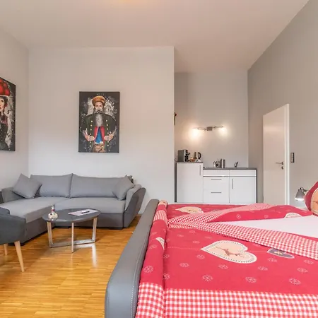 Schwarzwaldzimmer & Schwarzwald Design Homestay